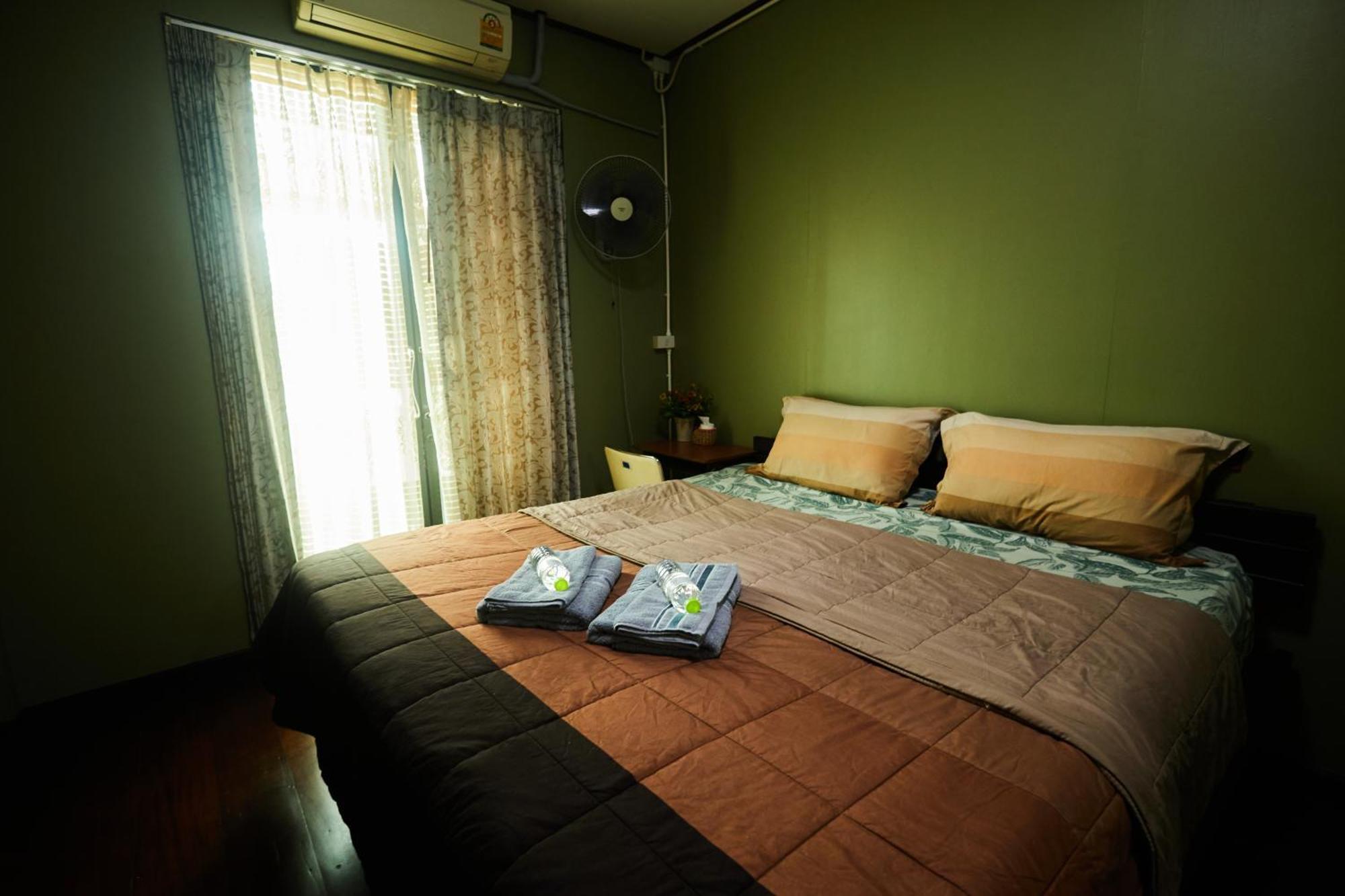 Chommuang Guest House Αγιουτάγια Δωμάτιο φωτογραφία